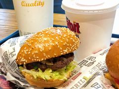-The Habit Burger Grill 哈比特汉堡(爱琴海店)