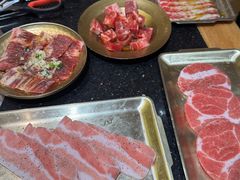 -韩烧牛中牛·甄选黑牛烤肉(黑金店)