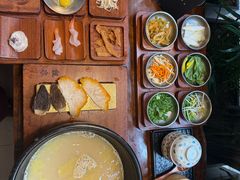 -银米·云南传统过桥米线(双廊黑金冠店)