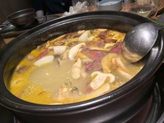 -一朵菌·野生菌探索家火锅(南亚店)