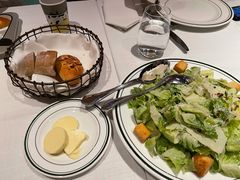 凯撒色拉-Wolfgang’s Steakhouse 沃夫冈牛排馆(上海白玉兰广场店)