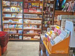 -新华书店(永安路店)