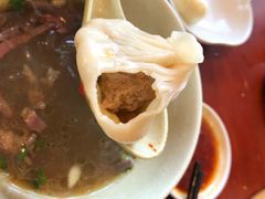 -佬钱湾仔(衣裳街店)