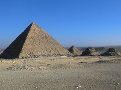 -吉萨金字塔群