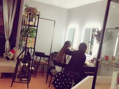 -ME觅妆·定制美妆·彩妆私教(菱角湖店)