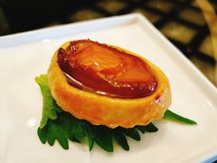 原只鲍鱼鸡粒酥-北京四季酒店·采逸轩