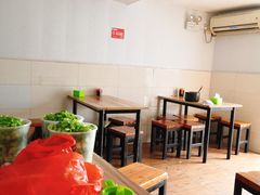 大堂-宝瑞门钉肉饼店