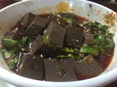 辣子蒜羊血-天发芽·何记葫芦头泡馍·老字号(小南门店)
