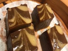 竹炭马拉糕-珍宝轩海鲜火锅(碧湖大厦店)
