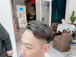 -Z.X HAIR SALON张新美业