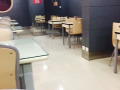 大堂-闫家驴肉老店(华电一校店)
