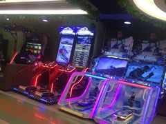 -爱玩嘉年华(江北一店)
