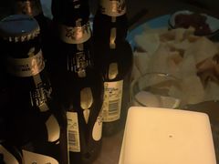-FOUR PLAY BAR