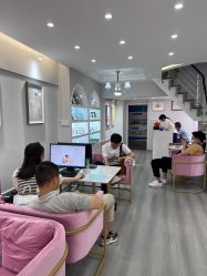 -十月摄影•专注孕婴童写真(汉口香港路店)