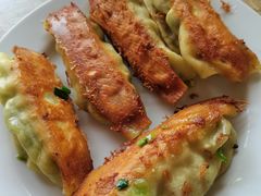 -一品鲜鱼锅贴(人民一路店)