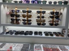 -潘多拉眼镜·蔡司依视路明月(潘家园店)