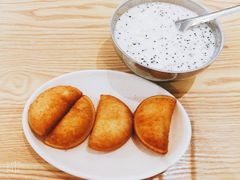 -白翔甜食店