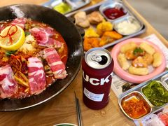 -WOW LUCKY创意韩料(龙阳广场店)