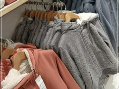 -优衣库(上海正大广场店)