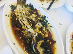 -渔中舟海鲜大排档(普陀沈家门店)