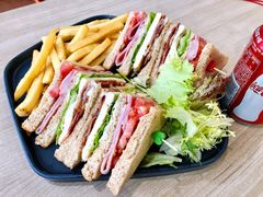 總匯三明治配薯條-朗迪姆餐厅(丰尚国际广场店)