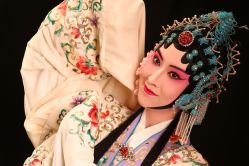 -胭脂猫京剧摄影