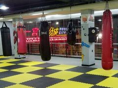 -拳盛时代拳击俱乐部(北京路店)