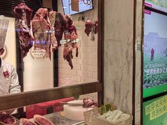 -左庭右院鲜牛肉火锅(浦江欢乐颂店)