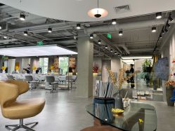 -变画·发型STUDIO