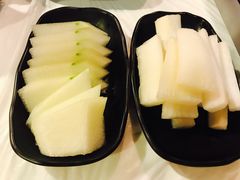 -鲜入围煮花胶鸡海鲜火锅
