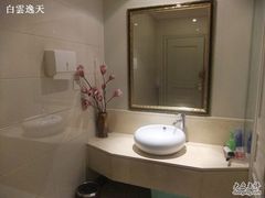 -汤泉良子.足疗按摩.SPA(中关村店)