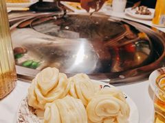 -哈尔滨烧烤·山河村铁锅炖(交大店)