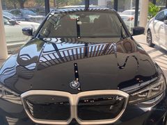 -上海宝信宝马4S店