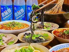 -谢老五跷脚牛肉·非遗传承店