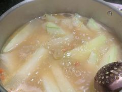 -得意咚瓜·顺德鱼生·冬瓜火锅(深圳首店)