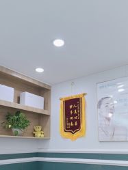-白博士祛痘·皮肤管理中心