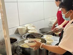 -文山荷鲜居(翠湖店)