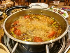 红酸汤锅底-亮欢寨(凯里总店)