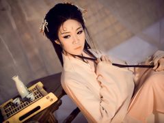 -九月鹰飞汉服摄影工作室