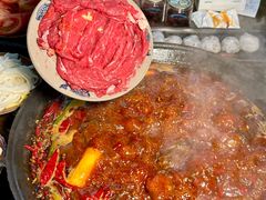 -黄潇洒老火锅(九眼桥宏济巷店)