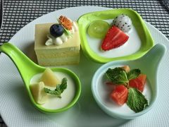 -亚洲国际大酒店·云顶阁旋转自助餐厅