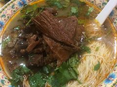 -金杨拉面王小吃面馆·牛三宝面·红烧牛肉粉