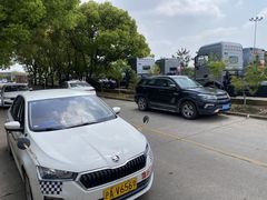 -无忧学车·华茂驾校(宝山校区)