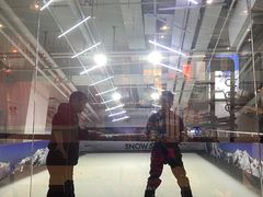 -SNOW51城市滑雪(万象城店)