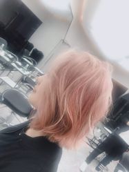 -变画·发型STUDIO