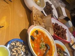 -严记小天府酸菜鱼(西四路店)