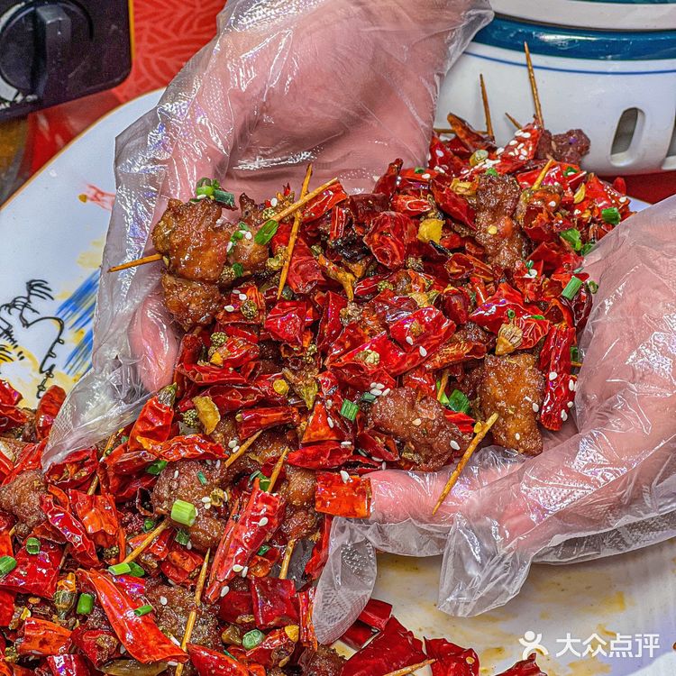笑傲江湖菜不是网红但很火爆！！！