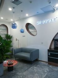 -INSTYLE造型·明星店