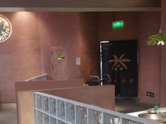 -喃喃椰·糟粕醋·椰子鸡火锅(七堡花园店)