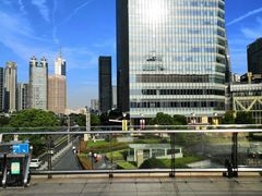 -陆家嘴空中步行连廊